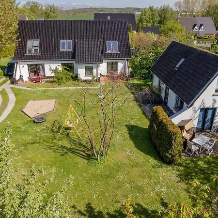 Apartament Ruegenherz Dachtraeume Atelierwohnung 1 - 4 Personen Parchtitz