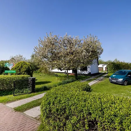 Apartament Ruegenherz Dachtraeume Atelierwohnung 1 - 4 Personen *