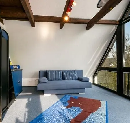 Ruegenherz Dachtraeume Atelierwohnung 1 - 4 Personen Apartament Parchtitz