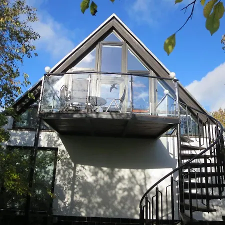 Ruegenherz Dachtraeume Atelierwohnung 1 - 4 Personen Apartament Parchtitz