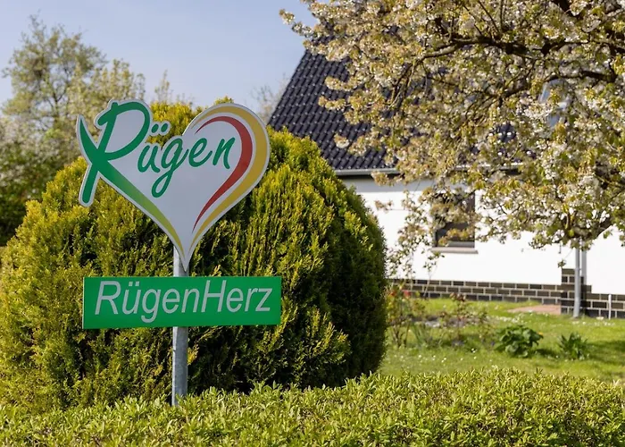 Rügenherz Dachträume Atelierwohnung 1 - 4 Personen * Parchtitz